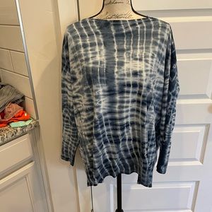 Lululemon back in action size 12